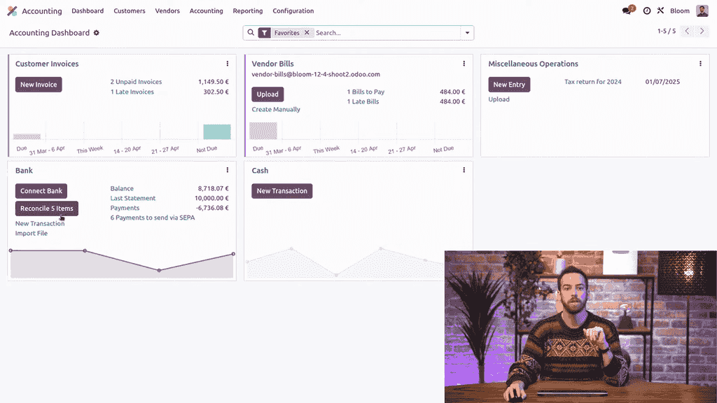 Accounting app with reconcile button on bank journal