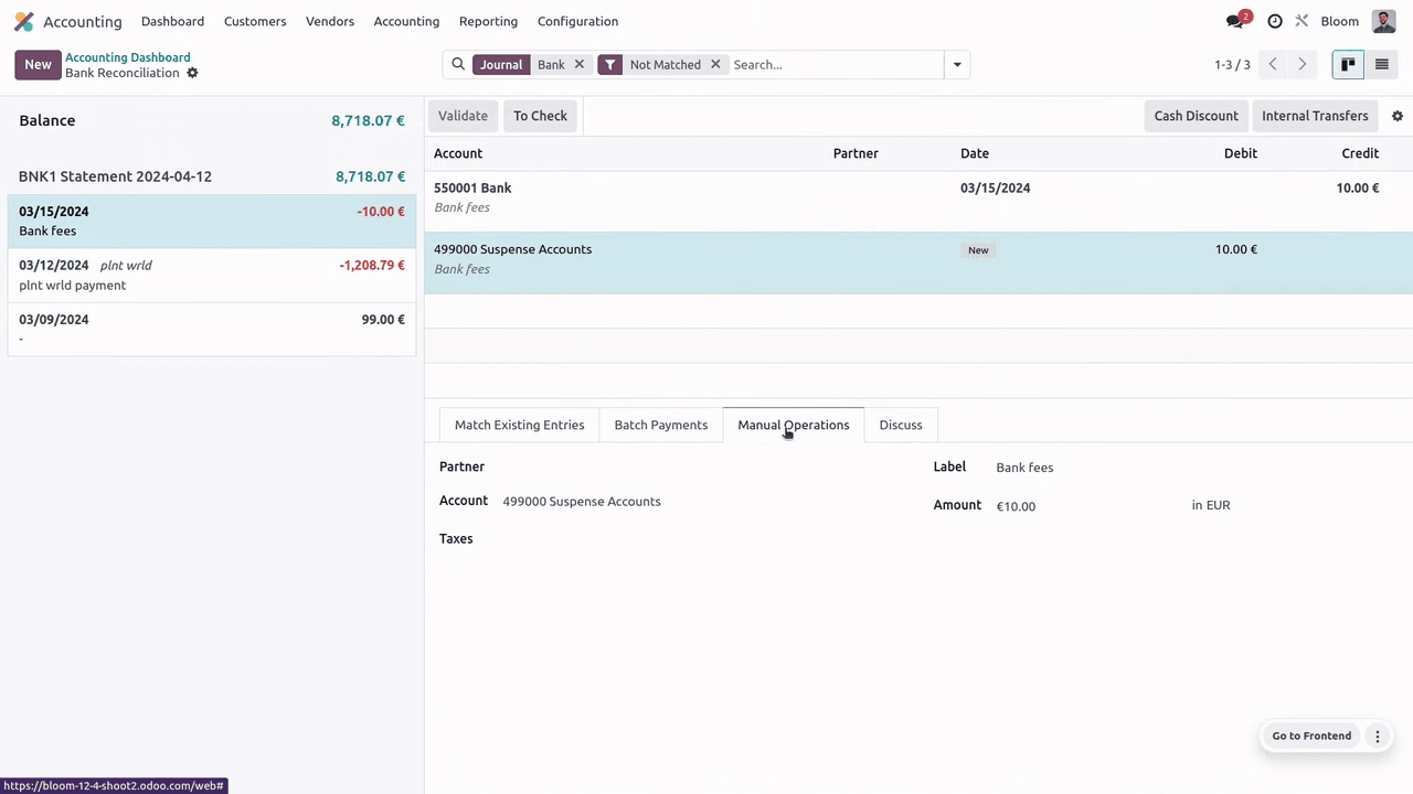 Manual operations tab with account selection for bank fees